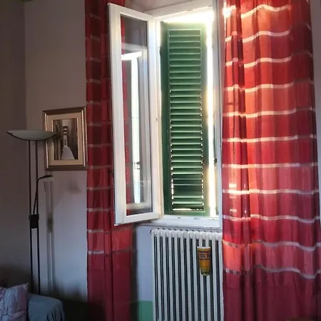 Tra Il Mare E Il Borgo