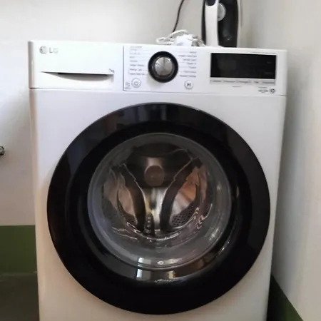 Tra Il Mare E Il Borgo شقة *